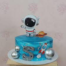 کیک فضایی 11